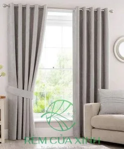 Rèm cửa sổ căn hộ chung cư cao cấp cản nắng