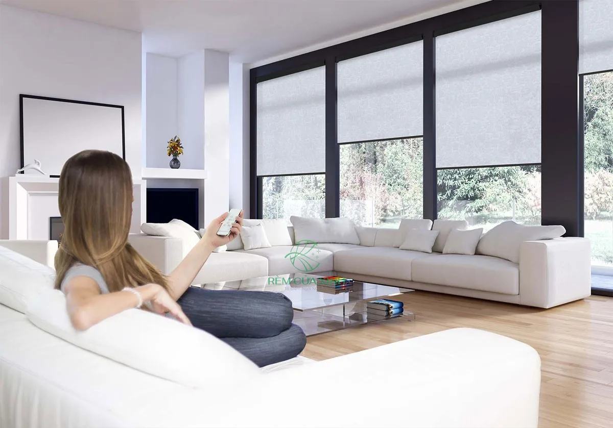 Rèm cuốn tự động điều khiển từ xa