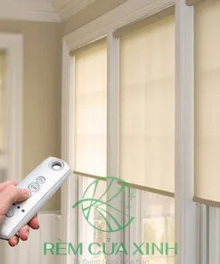 Rèm vải cửa sổ cuốn tự động đẹp hiện đại