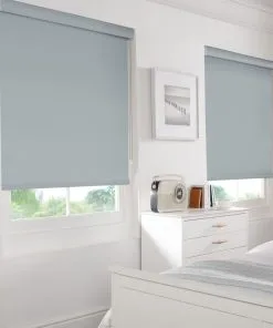 Rèm cuốn trơn phòng khách hiện đại sang trọng