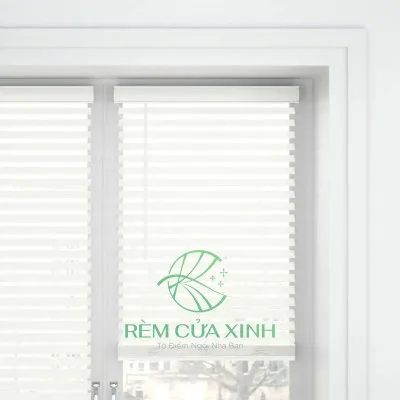 Rèm nhựa giả gỗ giá rẻ màu trắng
