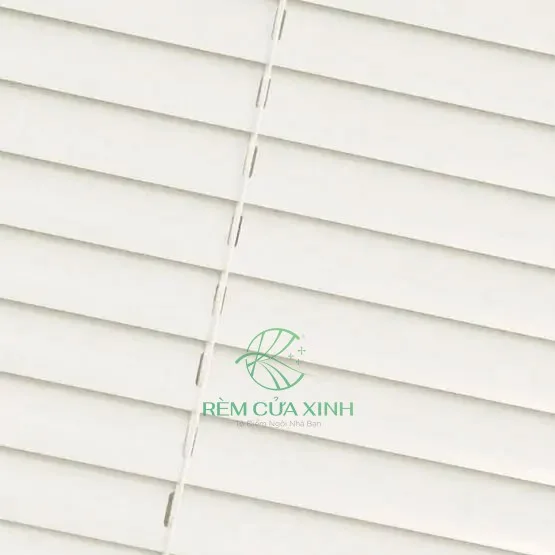 rem-nhom-11-1 Rèm nhôm văn phòng hiện đại chống nắng