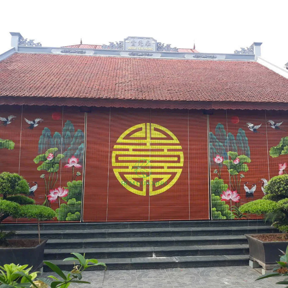 Rèm tre trúc trang trí nhà thờ họ
