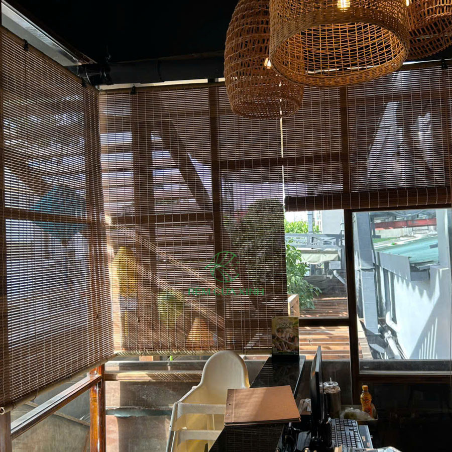 Rèm tre tự nhiên che nắng ngoài trời Rèm tre tự nhiên che nắng ngoài trời