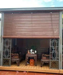 Mành tre trúc che nắng mưa ngoài trời