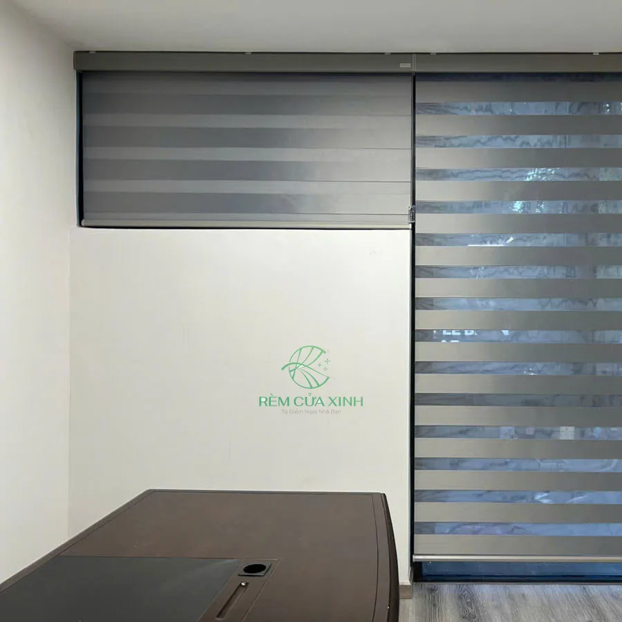 Rèm cầu vồng hiện đại giá tốt, lắp đặt nhanh