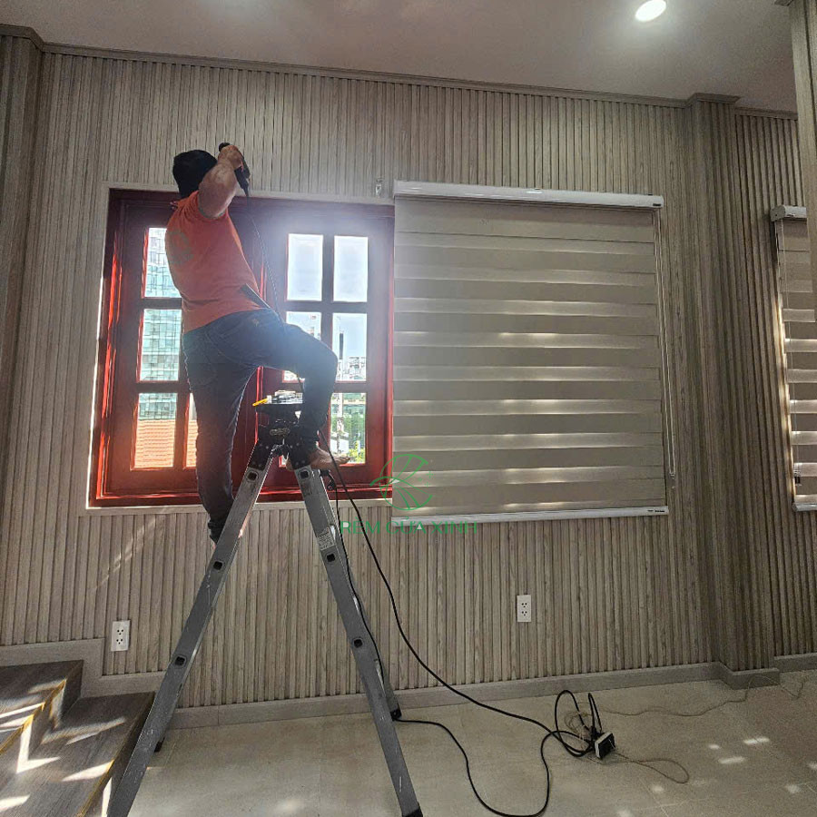 Lắp đặt rèm cầu vồng Lắp đặt rèm cầu vồng