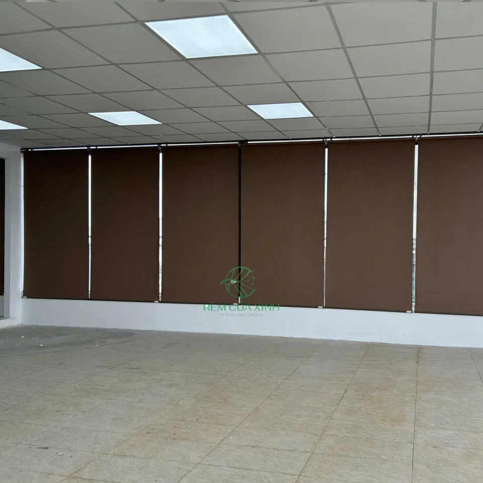 Rèm cuốn điều khiển tự động cao cấp