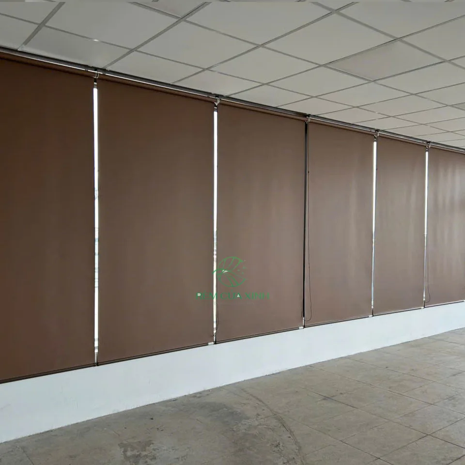 Rèm cuốn điều khiển tự động cao cấp